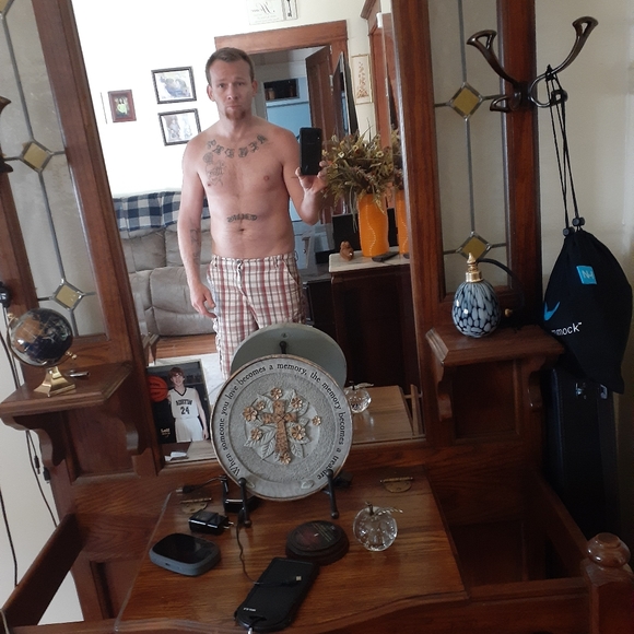 Meet your Posher, Joseph - Picture 2 of 3